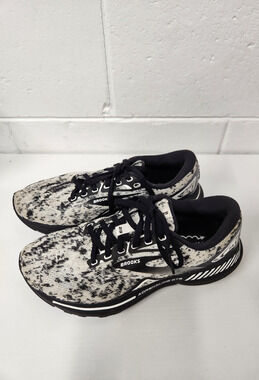 Brooks Adrenaline GTS 23 Women's Running Shoes, Size 9.5, In Black/White/Gray